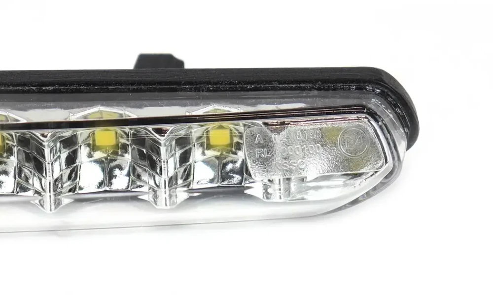 LED dienos šviesos žibintai AMIO 810 A ver. 2 12-24V