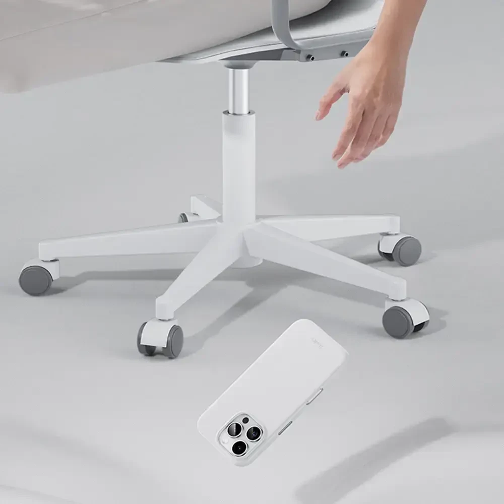 Benks Magnetic Vita Pro silikoninis dėklas skirtas Apple iPhone 16 Pro juodos spalvos