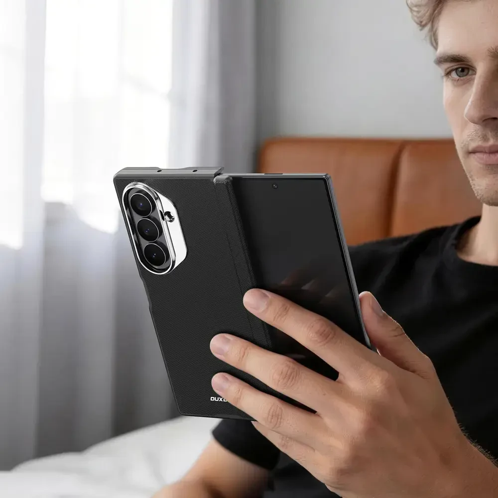 Dux Ducis Vyne MagSafe suderinamas dėklas Samsung Galaxy Z Fold 8 Ultra – Juodas