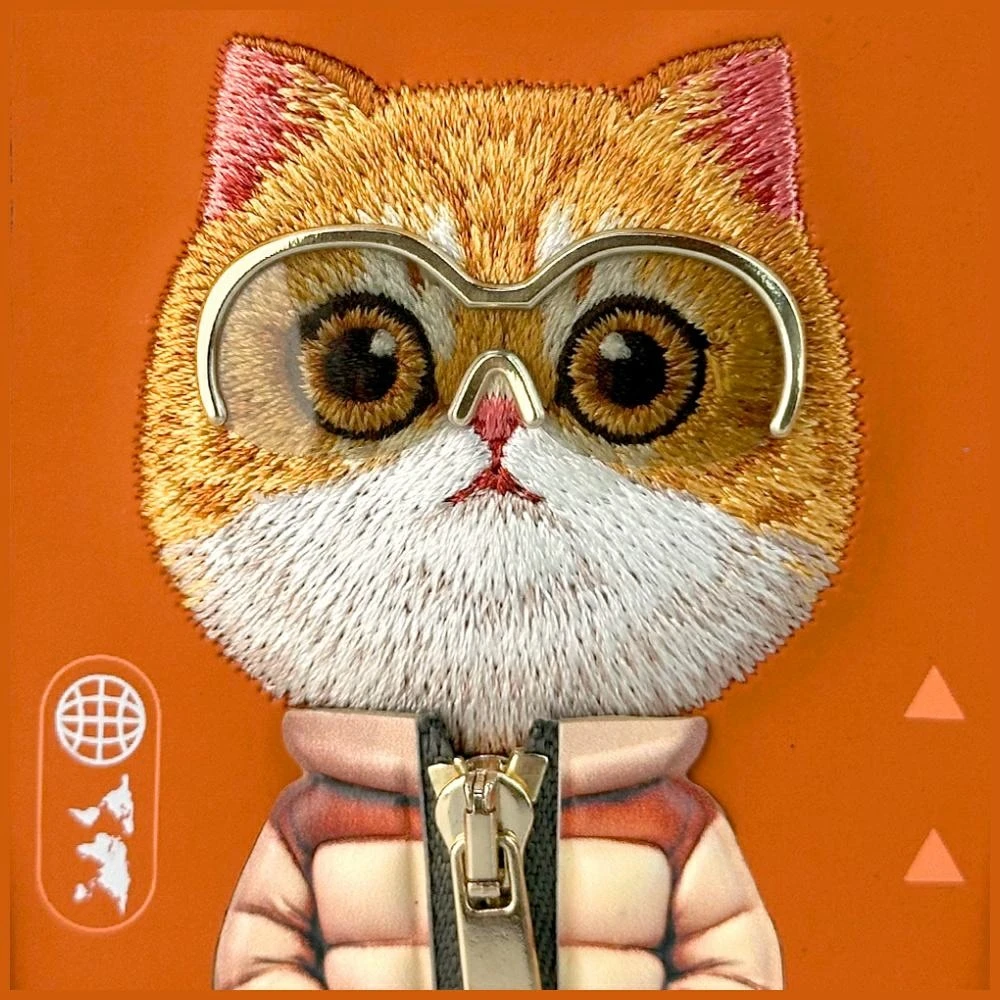 „Nimmy Cool&Cute 2.0“ katės dėklas, skirtas „iPhone 17 Pro“ – oranžinis