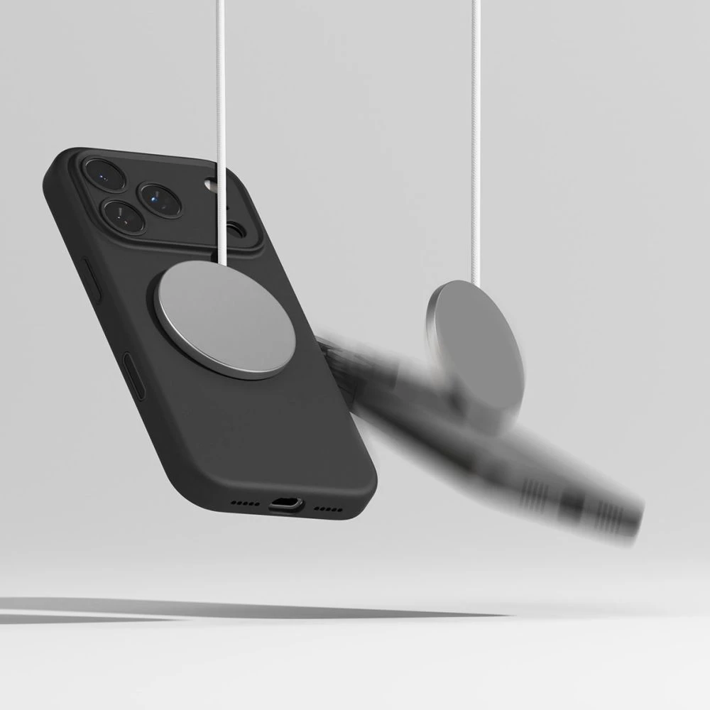 „Ringke iPhone 17 Pro Max“ silikoninis magnetinis dėklas, juodas
