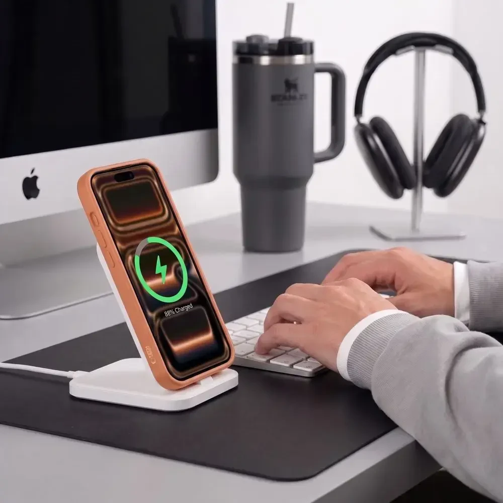 Dėklas TECH-PROTECT BASICMAG MAGSAFE IPHONE 17 PRO MAX / 18 PRO MAX MATTE COSMIC Oranžinis