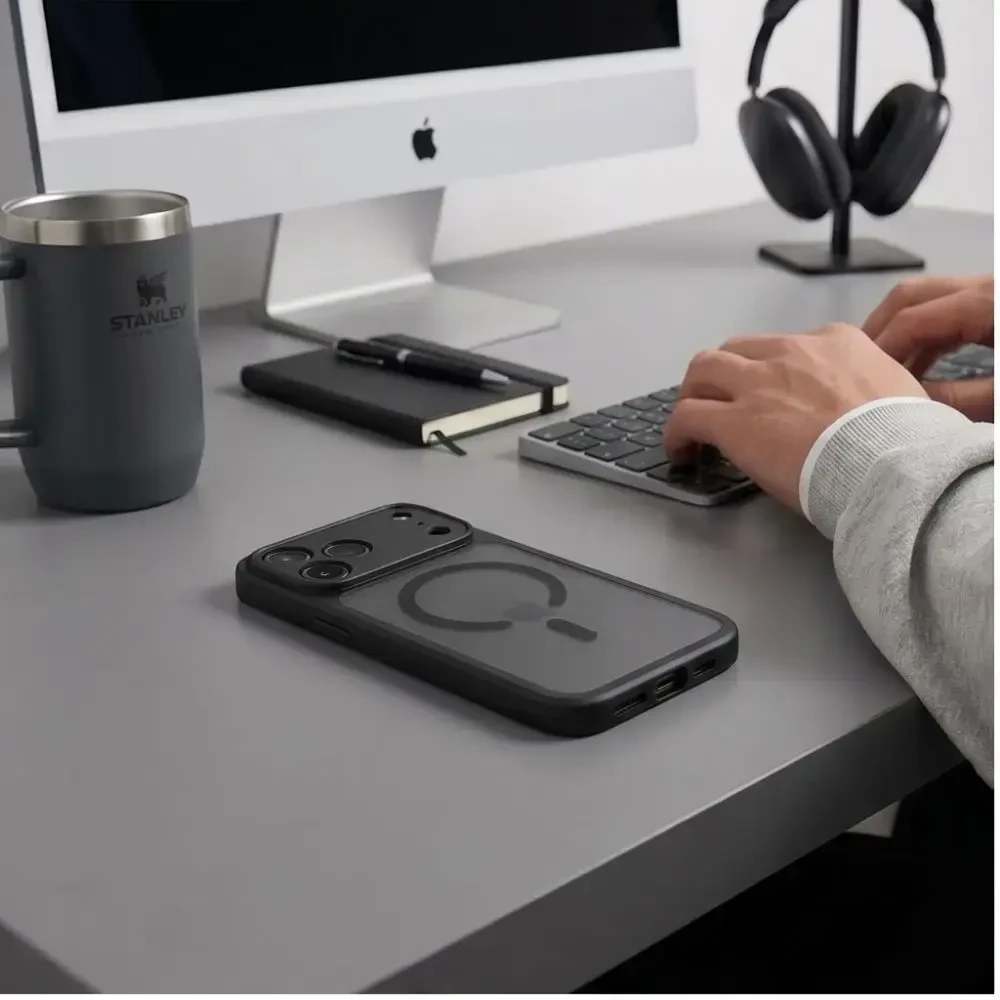 Dėklas Tech-Protect BasicMag MagSafe Case for iPhone 17 Pro Max / 18 Pro Max - Matte Juodas