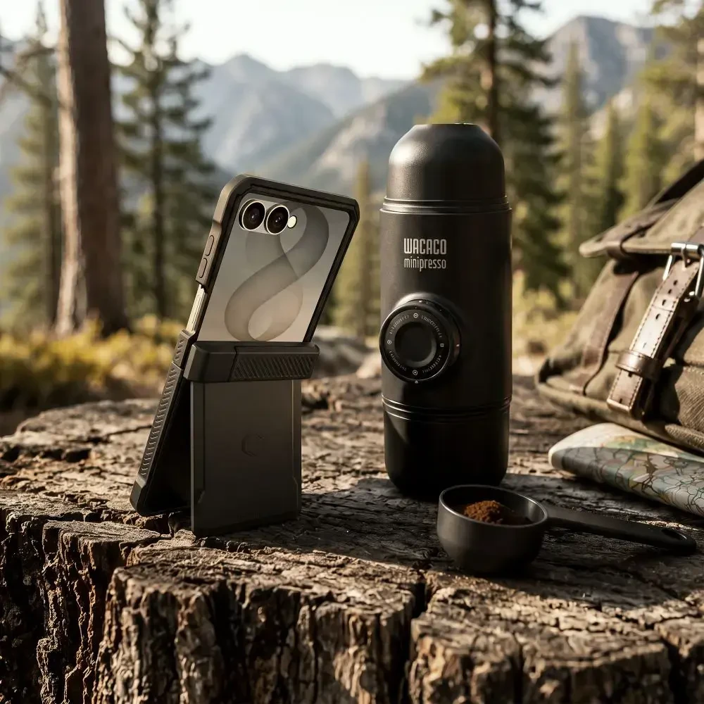Dėklas Tech-Protect Kevlar Pro Case for Samsung Galaxy Z Flip 8 - juodas