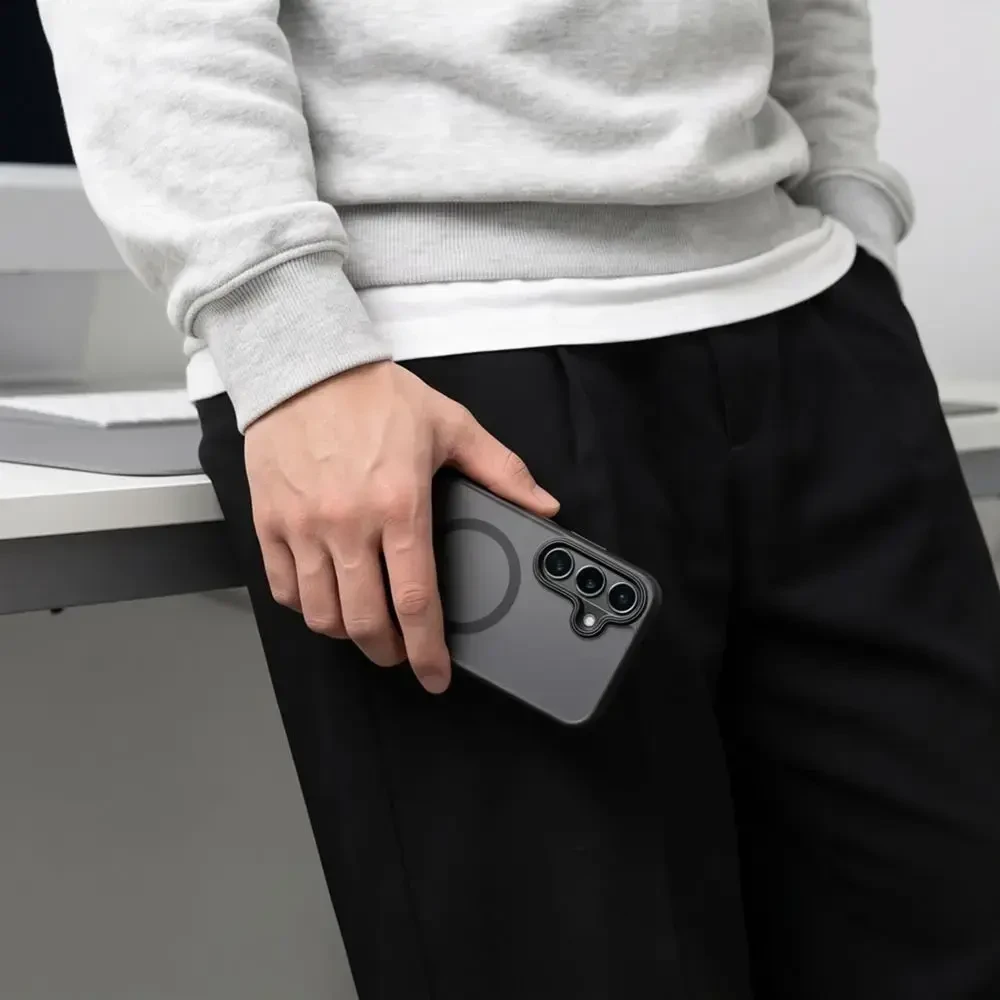 Dėklas TECH-PROTECT MAGMAT MAGSAFE GALAXY S26 FE MATINIS Juodas