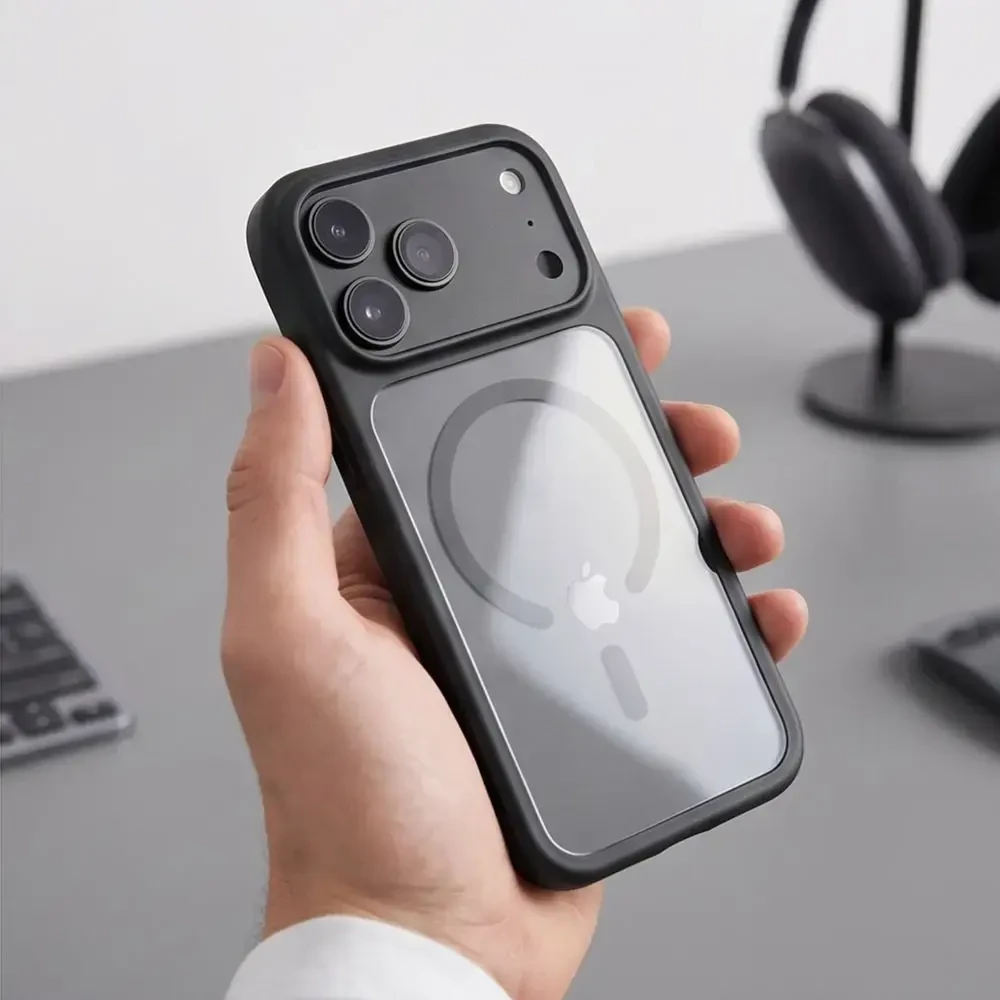 Tech-Protect MagOne CC MagSafe Case + Tempered Glass 2 vnt. for iPhone 18 Pro / 17 Pro - Clear Juodas