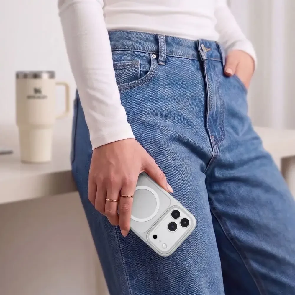 Tech-Protect MagPrime MagSafe CC dėklas, skirtas iPhone 18 Pro / 17 Pro – matinė pilka