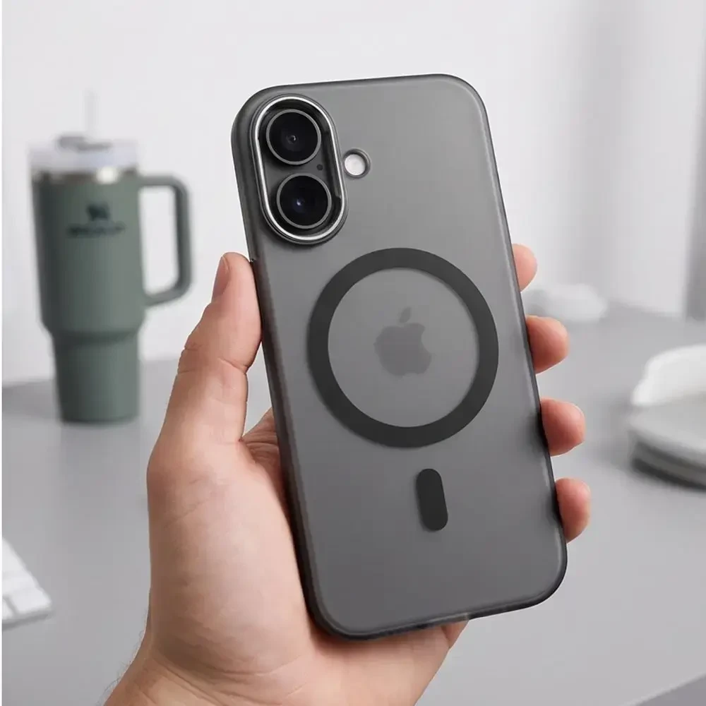 Dėklas Tech-Protect MagZero MagSafe case for iPhone 17 - matte juodas