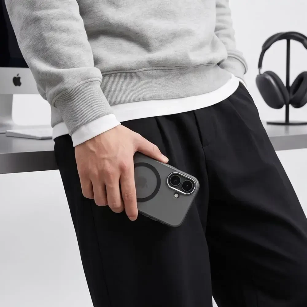 Dėklas Tech-Protect MagZero MagSafe case for iPhone 17 - matte juodas