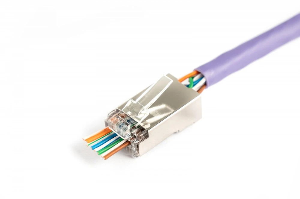 Digitus RJ45 kištukas (8p8c) praėjimas, kat.5e, ekranuotas, awg 26-24, pakuotėje 100 vnt.