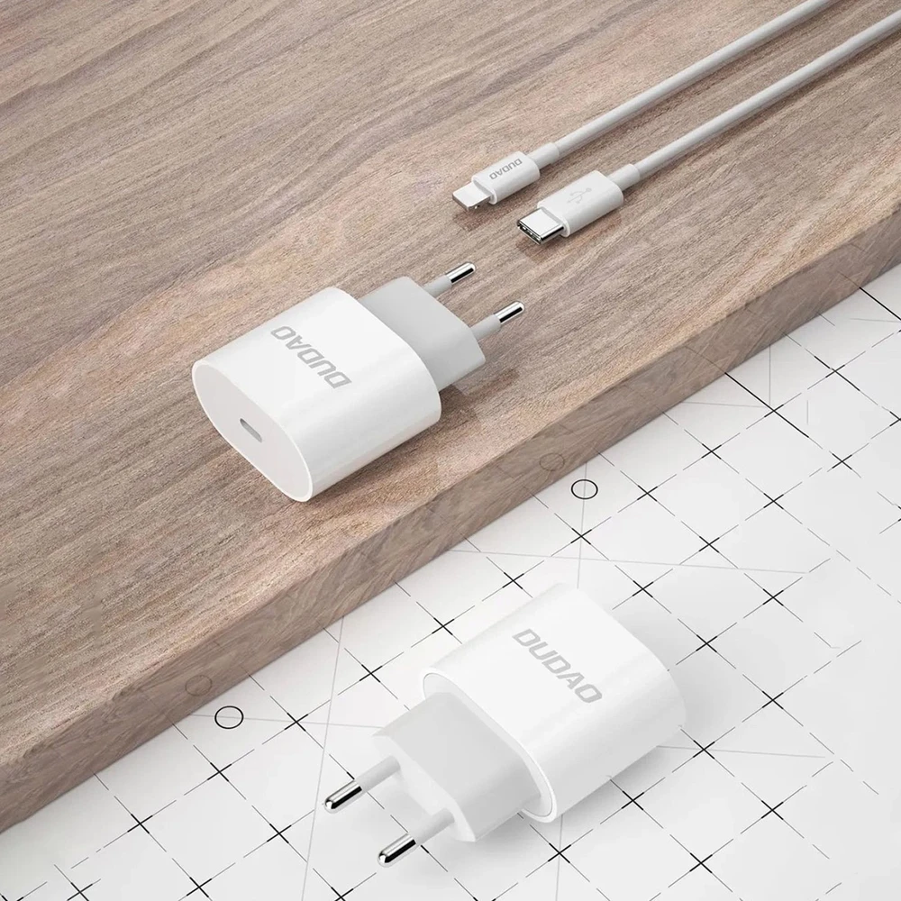 Dudao 20W USB-C sieninis įkroviklis – baltas