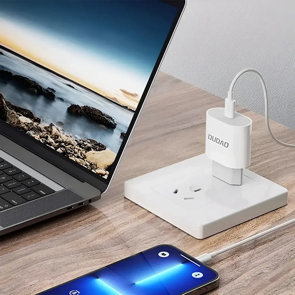 Dudao A14EUC PD 20W USB-C laidinis įkroviklis su kabelis – baltos spalvos