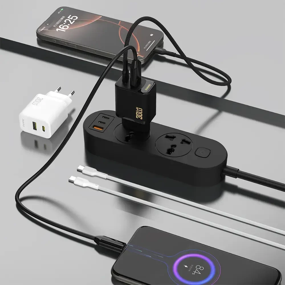 Dudao A27TEU PD 30W GaN USB-A USB-C sieninis įkroviklis - Juodas