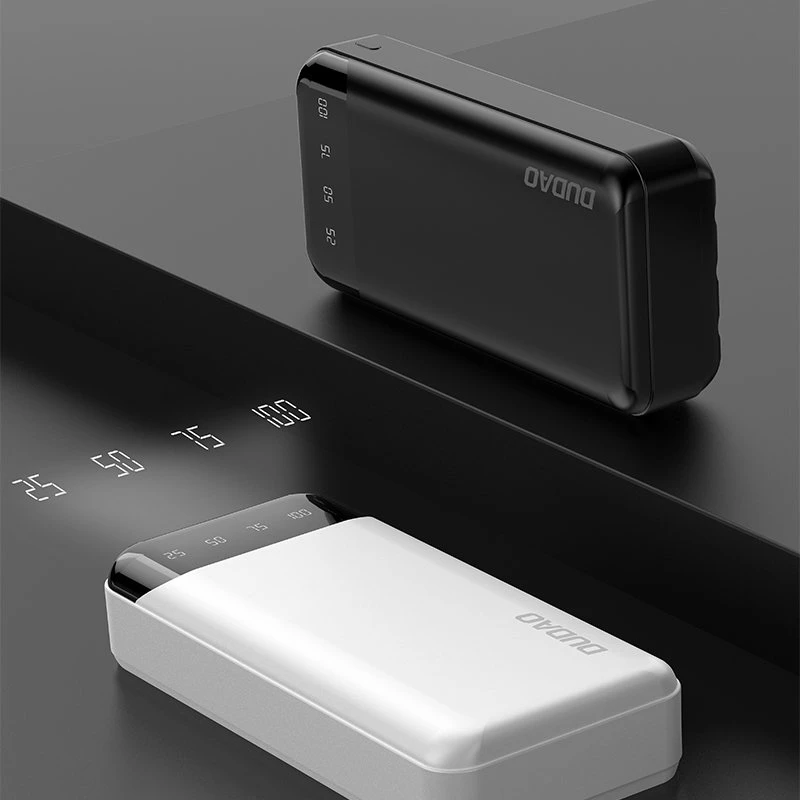 Dudao talpus maitinimo blokas su 3 įmontuotu kabeliu 20000mAh USB Type C + micro USB + Lightning baltos spalvos (Dudao K6Pro +)