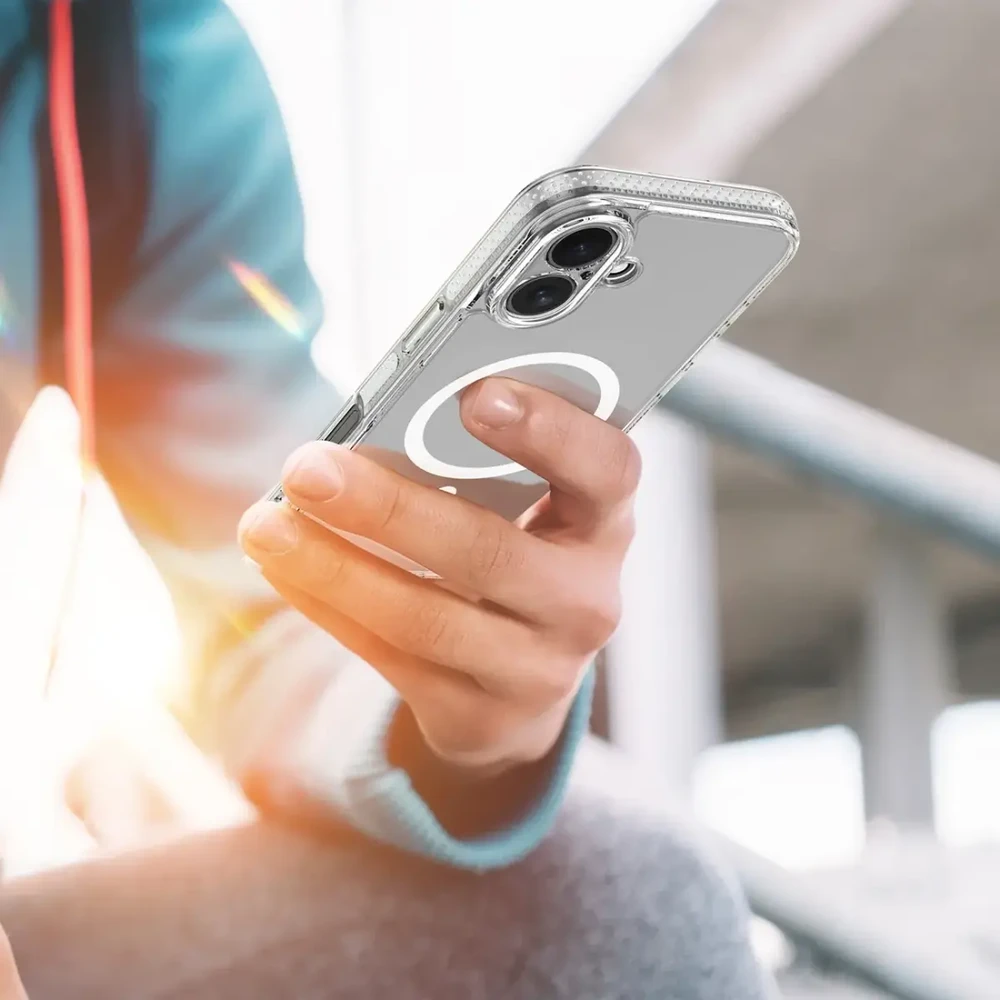 „Dux Ducis Clin Mag“ dėklas, skirtas „iPhone 17“, suderinamas su „MagSafe“ – permatomas