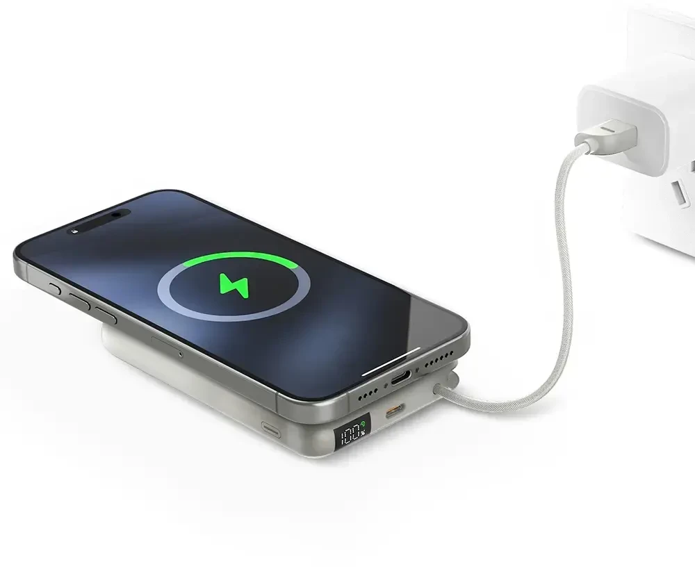 Energea PowerBank Bazic Fusion Mag 10000mAh MagSafe Cable USB-C pilkos spalvos