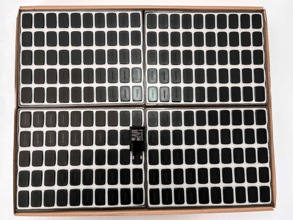 Didmeninė pakuotė Samsung EP-TA200 kroviklių