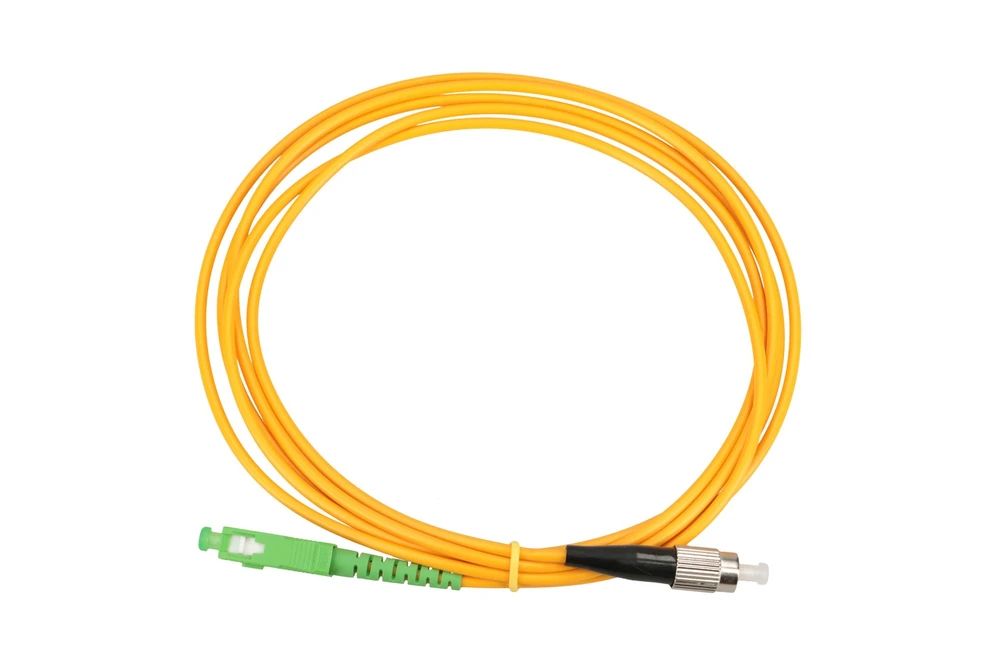 „Extralink“ jungiamasis laidas SC/APC-FC/UPC, vienmodis, simpleksinis, G657A1, 3 mm, 2 m
