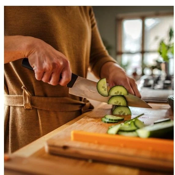 Fiskars Functional Form didelis virėjo peilis 1057534