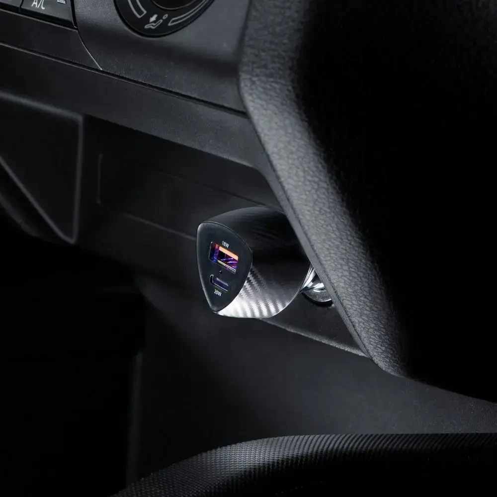 Automobilinis įkroviklis Forcell F-Energy Carbon USB C + USB A QC3.0 PD 3A 38W CC50-1A1C juodas