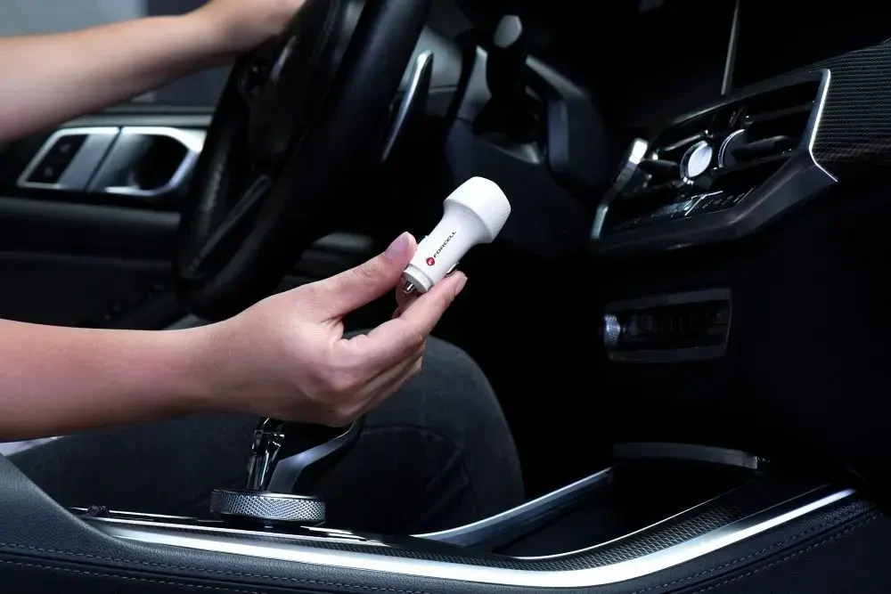 Įkroviklis automobilinis Forcell (CC50-1A1C) (1xUSB-C; 1xUSB; 5A 38W) baltas