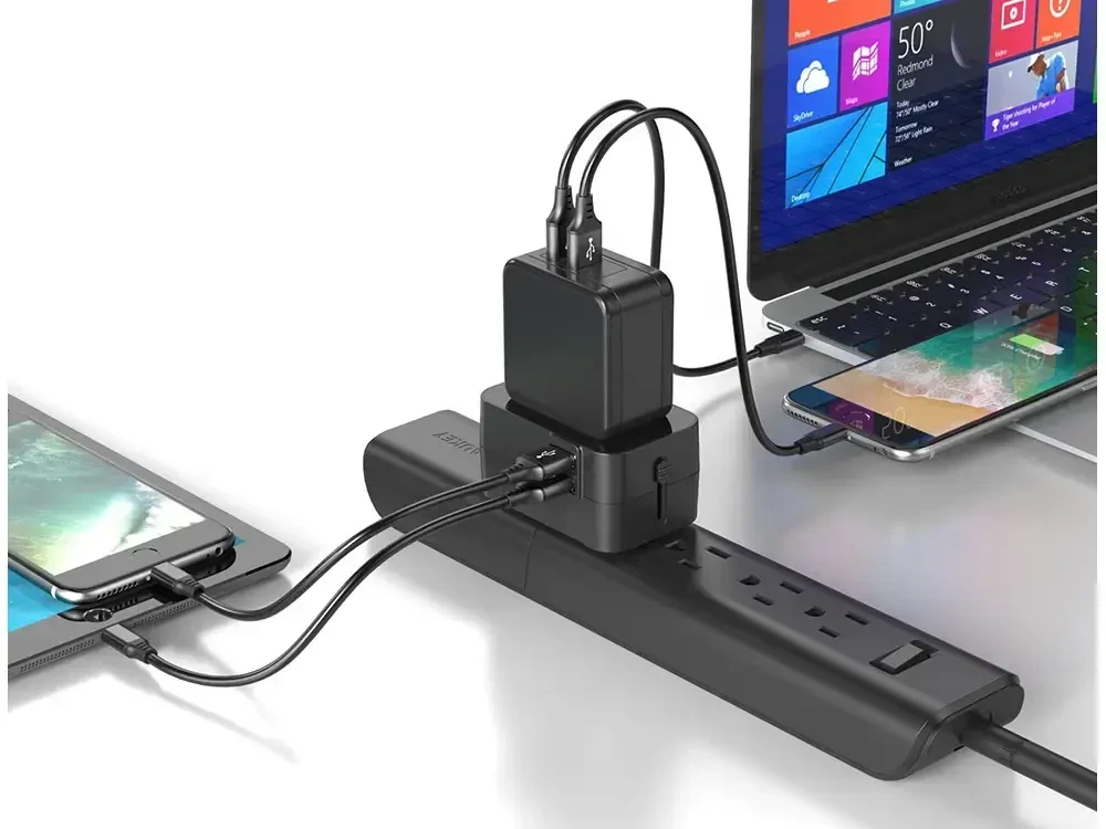 Fusion Accessories „Fusion“ priedai „Fusion“ kelioninis įkroviklis | 10,5 W | USB-A | juodas