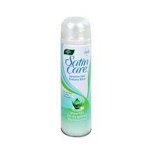 "Gillette Satin Care" levandų skutimosi gelis 75ml