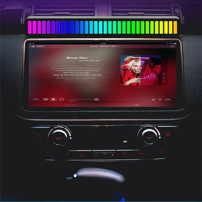 „GoodBuy“ LED garsu valdoma muzikinė lempa