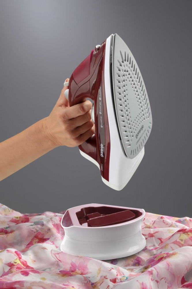 Gorenje Lygintuvas belaidės - garų generatorius SICH2200RBC