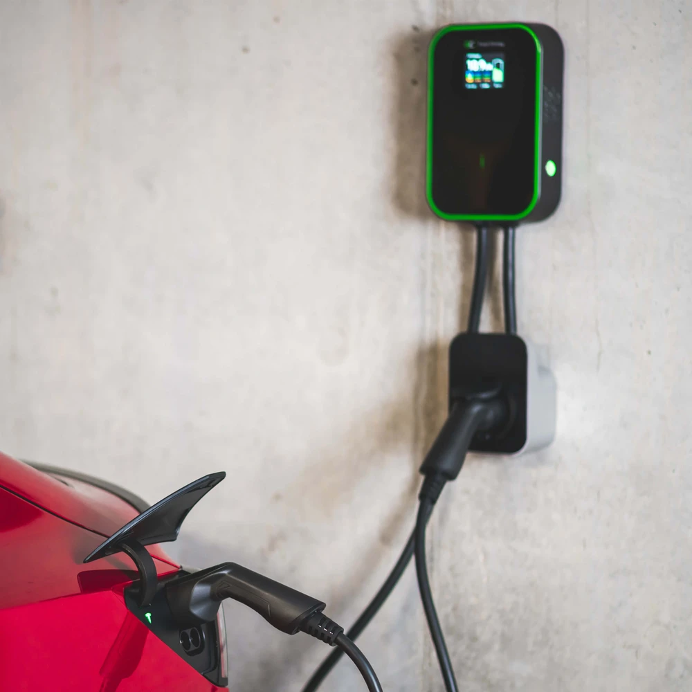 Wallbox Žalias Cell Žalias Cell EV Charger PowerBox 22kW įkroviklis su Type 2 lizdu ir RFID, skirtas elektromobiliams ir Plug-In hibridams įkrauti, 32 A
