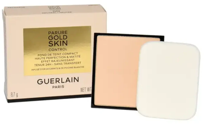 „Guerlain“ kompaktiško makiažo pagrindo papildymas „Parure Gold Skin Control“ (matinio kompaktiško makiažo pagrindo papildymas „Hight Perfection“) 8,7 g, N°0N