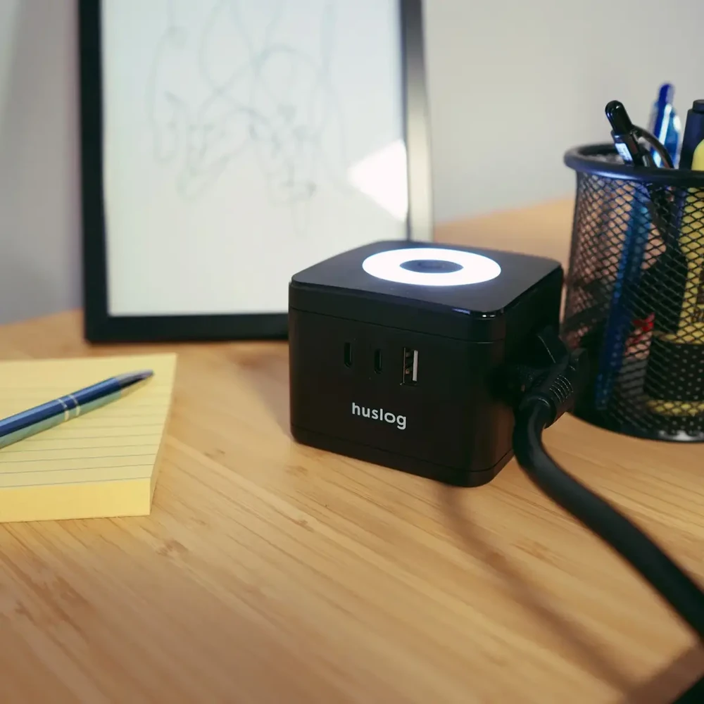 mPTech Sp. su o.o. „Huslog Cube“ prailginimo laidas su LED