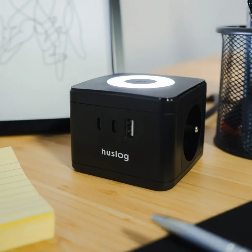mPTech Sp. su o.o. „Huslog Cube“ prailginimo laidas su LED