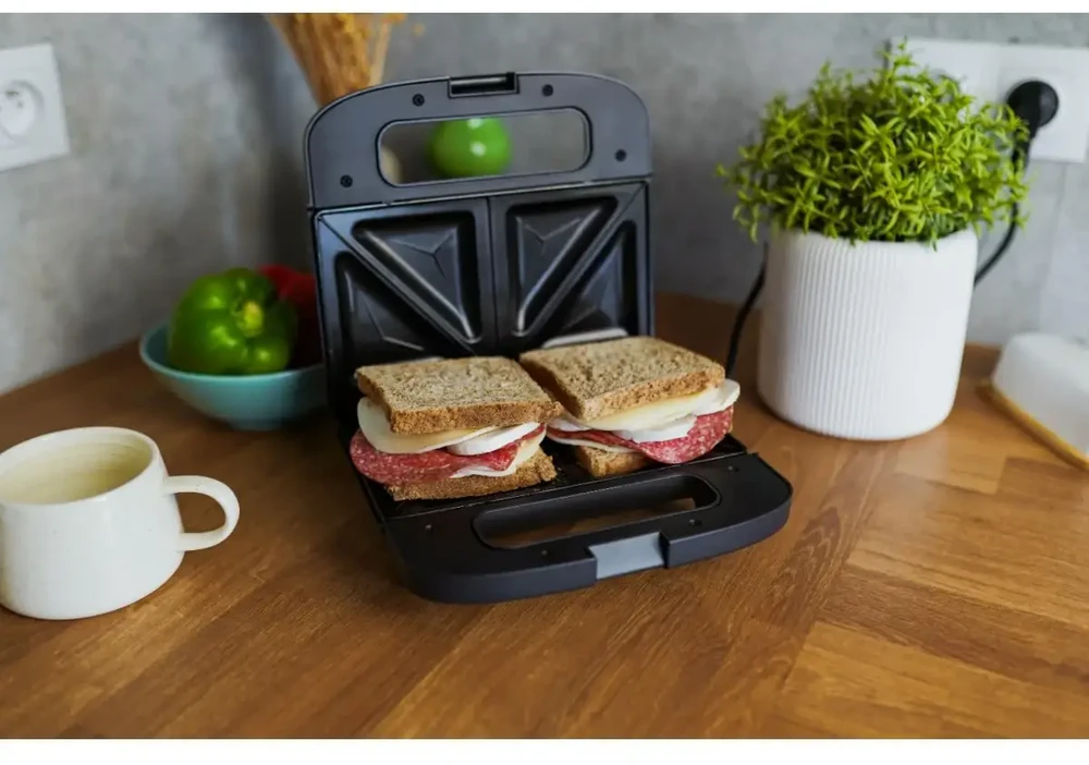 Sumuštinių keptuvas mPTech Sp. su o.o. Huslog Sandwich maker triangles 1000W