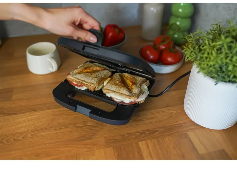 Sumuštinių keptuvas mPTech Sp. su o.o. Huslog Sandwich maker triangles 1000W