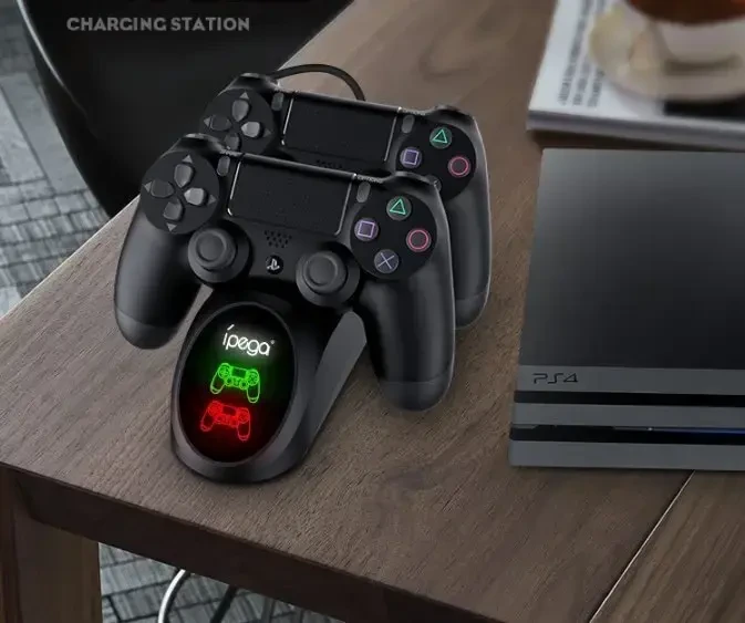 „iPega 9180 PS4 Gamepad“ dvigubas įkroviklis (pažeista pakuotė)