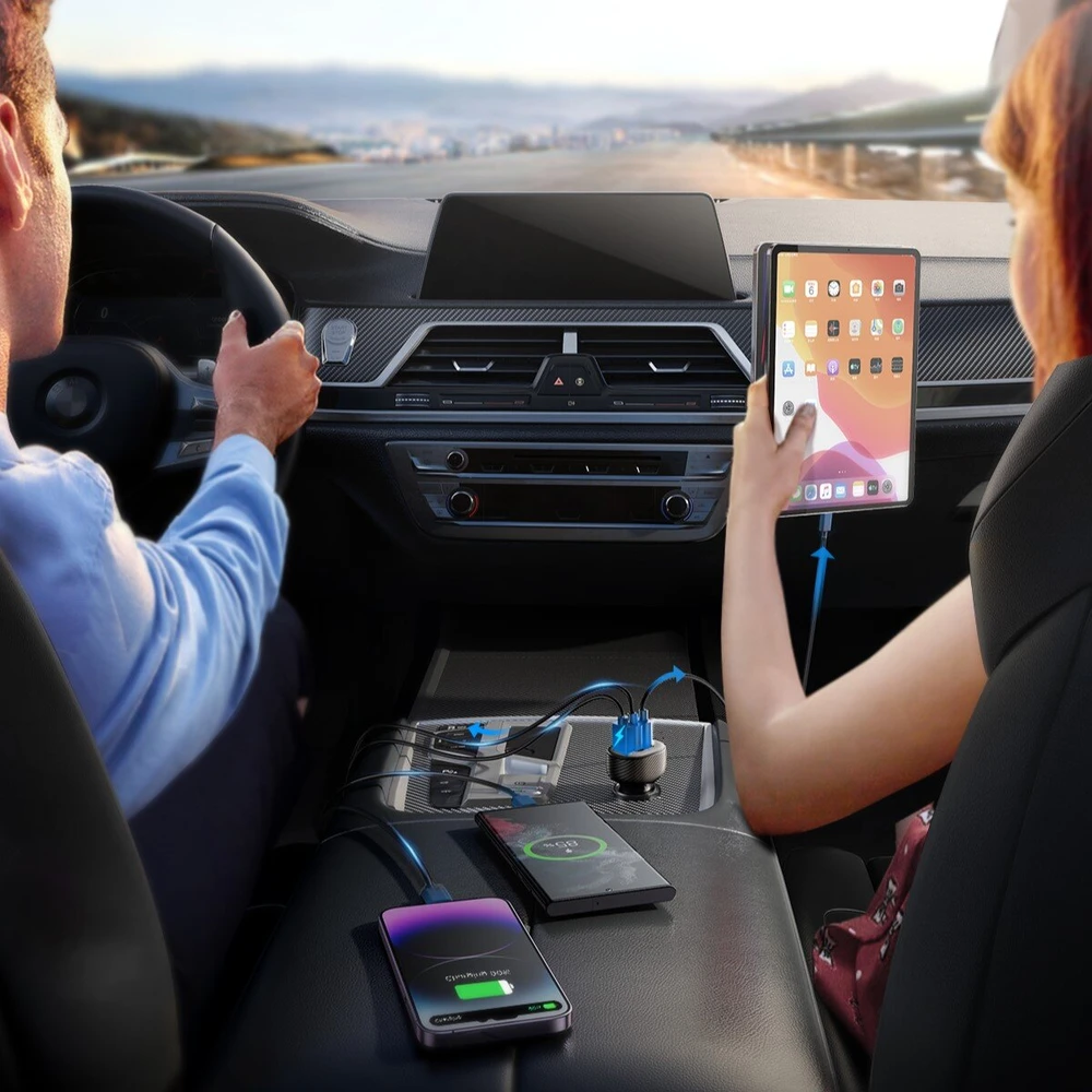 Automobilinis įkroviklis Joyroom JR-CCD04 2xUSB-C/USB-A 30W juodas