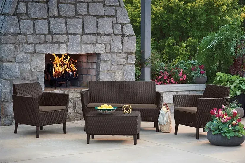 Keter sodo sofa dviems Salemo dvivietė sofa smėlio spalvos