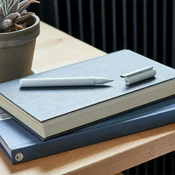 Lexon C-Pen Pen with USB-C 32GB Flash Drive baltas LS101WG