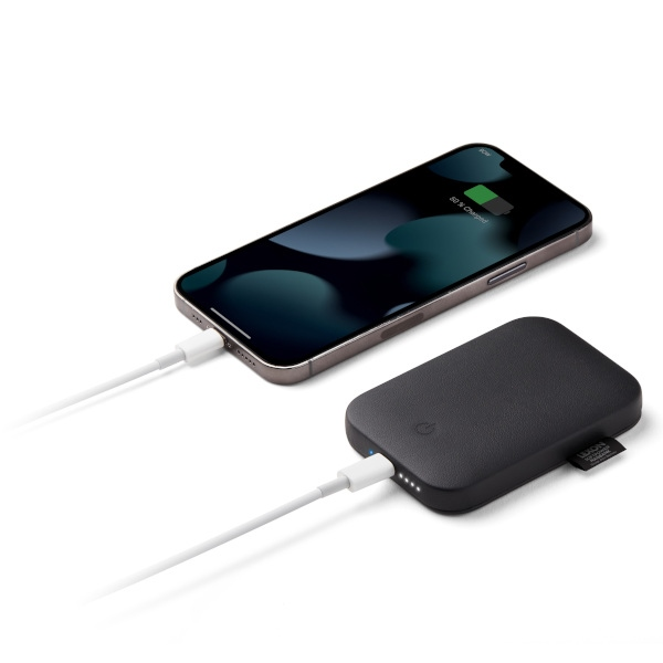 Lexon Softpower MagBank indukcinė išorinė baterija 4000 mAh 15W juodas LL153N