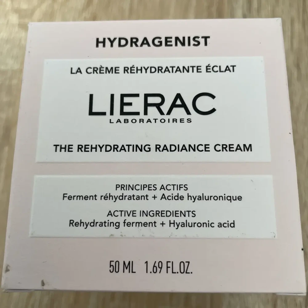 Lierac Hydragenist drėkinamasis kremas "Illuminating Rehydrating Kreminis" 50ml