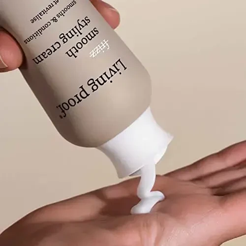 Living Proof „No Frizz Smooth“ formavimo kremas