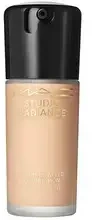 MAC Cosmetics drėkinamasis makiažo pagrindas „Studio Radiance“ (serumu sustiprintas makiažo pagrindas), 30 ml, NW47