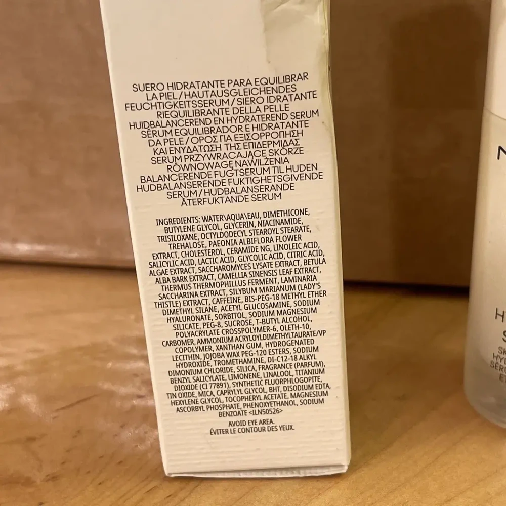 MAC Hyper Real Serumizer drėkinamasis veido serumas, 30 ml