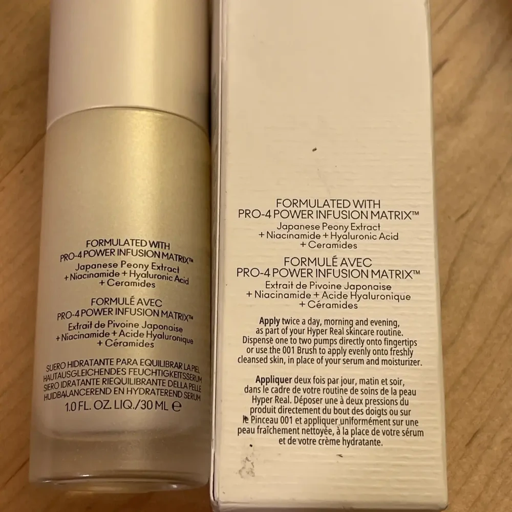 MAC Hyper Real Serumizer drėkinamasis veido serumas, 30 ml