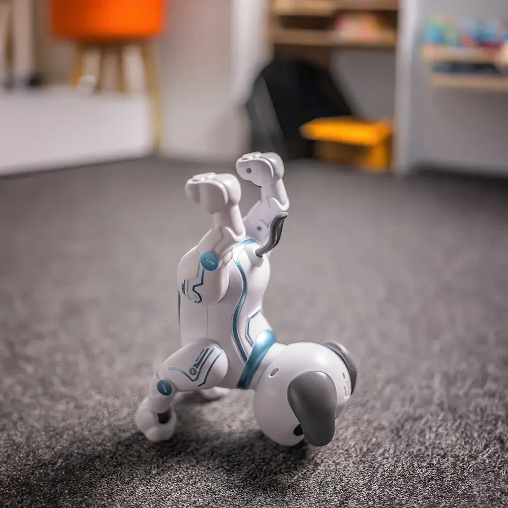 Maxlife nuotoliniu būdu valdomas šuo-robotas MXRD-100 baltos spalvos