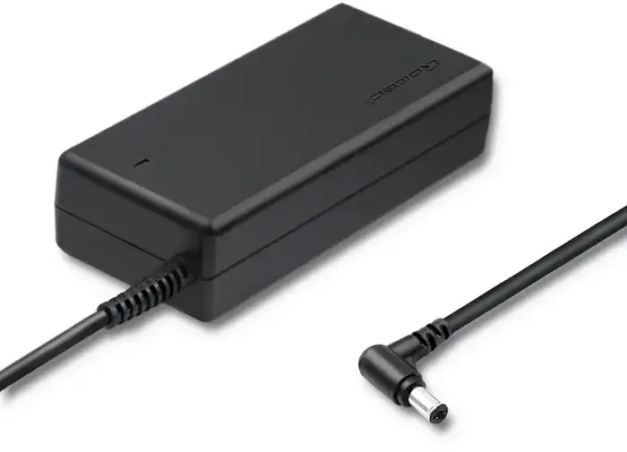 50016 Qoltec Nešiojamojo kompiuterio Acer maitinimo adapteris | 65 W | 19 V | 3,42 A | 5,5*2,5 | + maitinimo kabelis