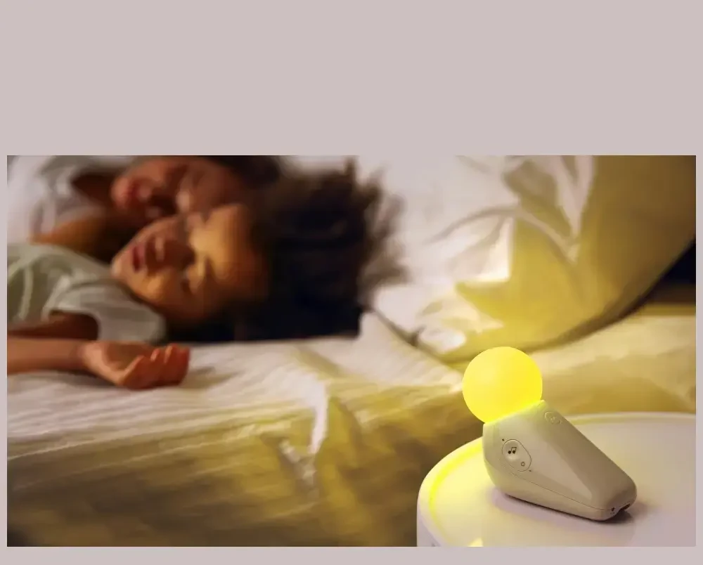 Naktinė lemputė su raminančiais garsais Motorola S1 Light and Sound Soother balta