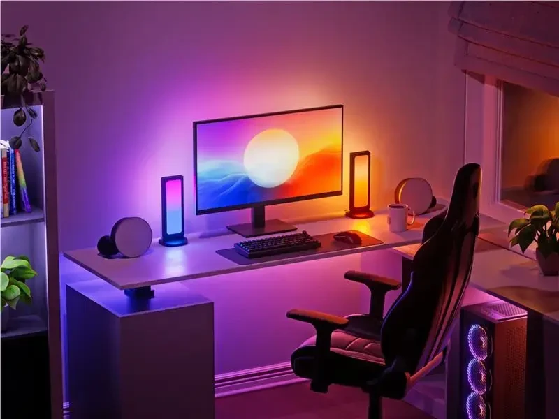 Nanoleaf Pegboard Desk Dock
