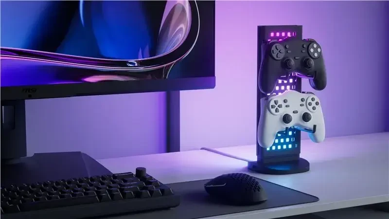 Nanoleaf Pegboard Desk Dock